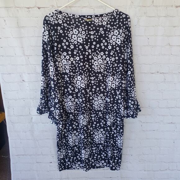 EUC Michael Kors Bell Sleeve Mod Shift Dress Size Med Black White Floral Retro - Picture 6 of 6
